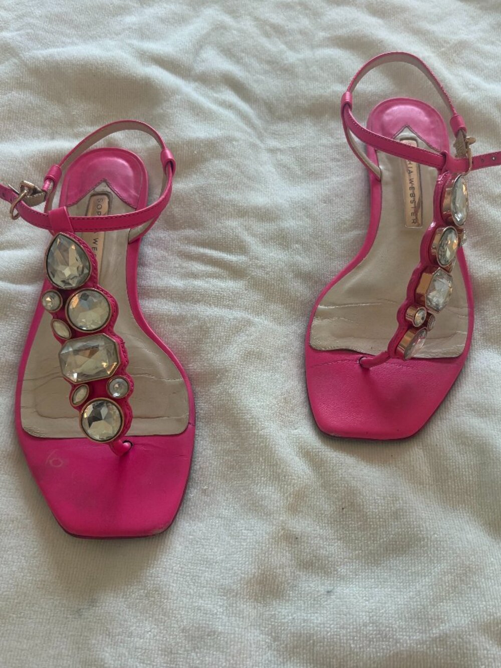 Sophia Webster Ritzy Flat Sandals in pink leather with crystal embellishments